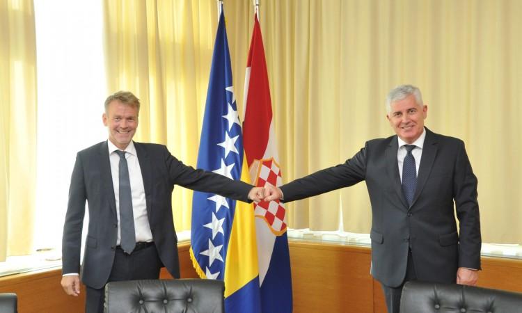 Čović s ambasadorom Norveške - Avaz