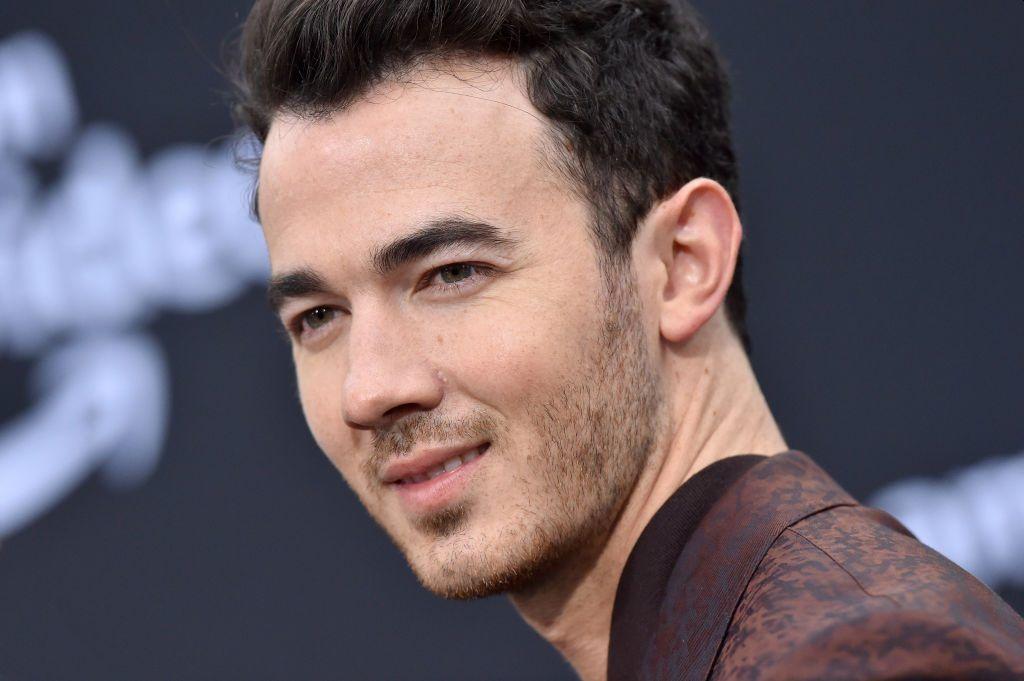 Kevin Jonas - Avaz