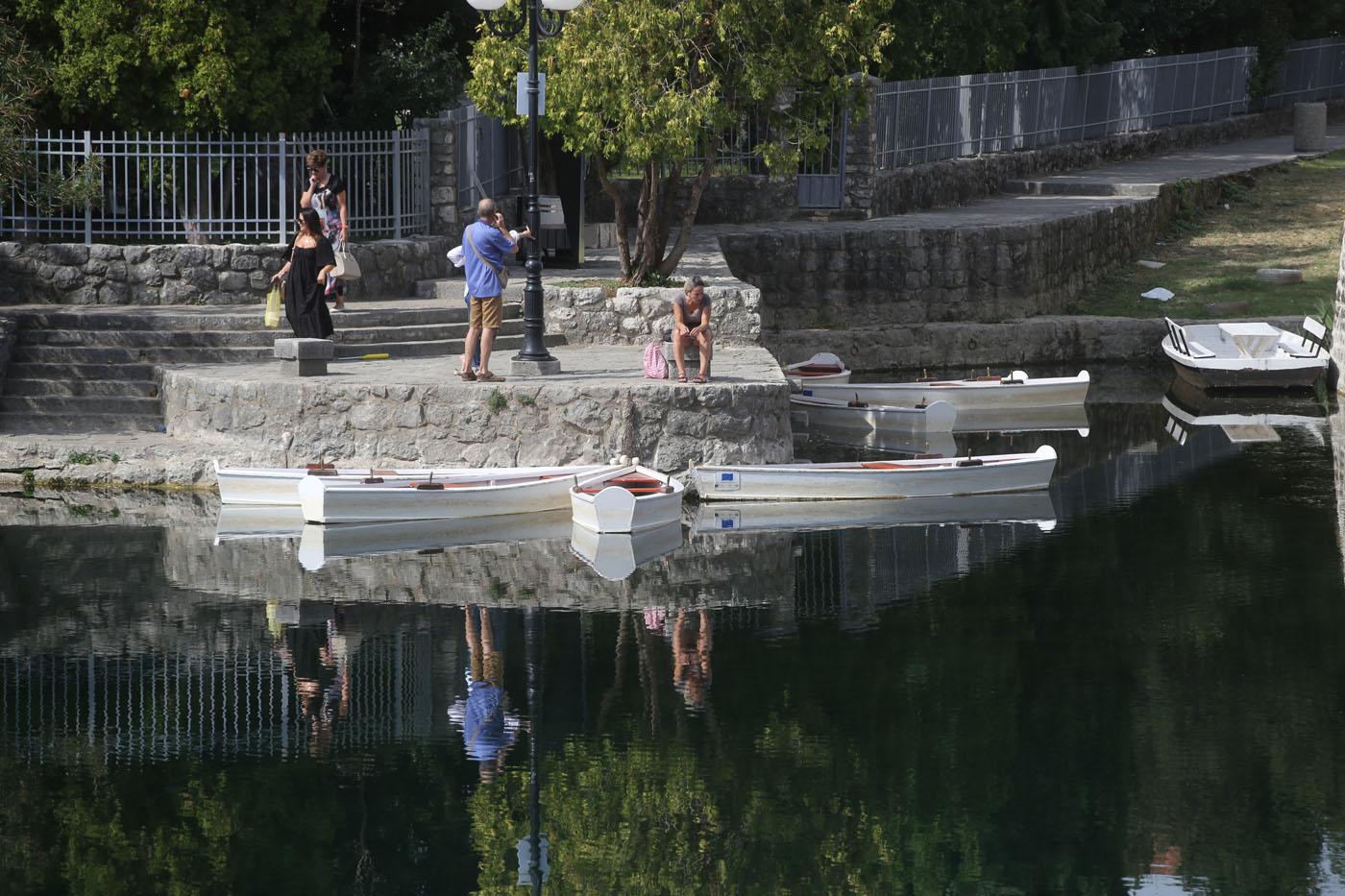 Građani Trebinja iskoristili sunčan dan - Avaz