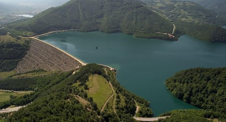 Jezero se na Kosovu naziva Ujman, a u Srbiji Gazivode - Avaz