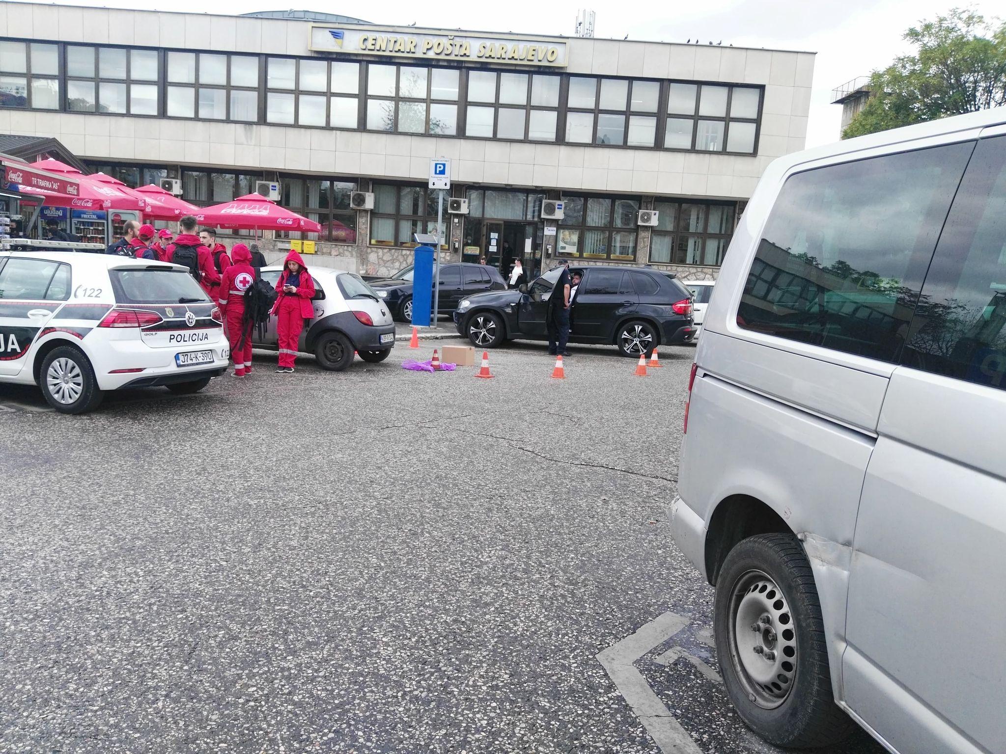 Policajci uzimali izjave od očevidaca - Avaz