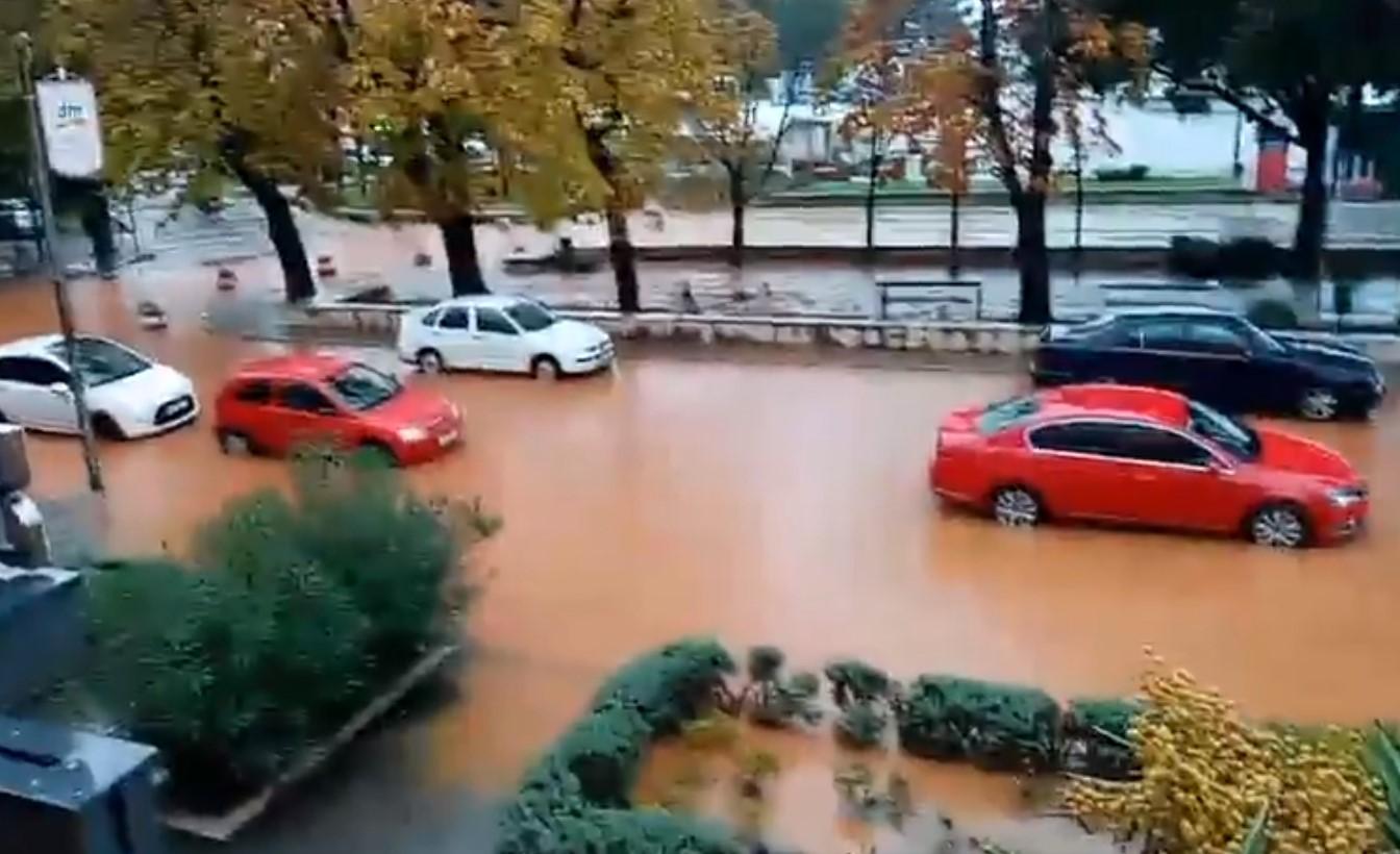 Nevrijeme na sjevernom Jadranu, gradovi pod vodom