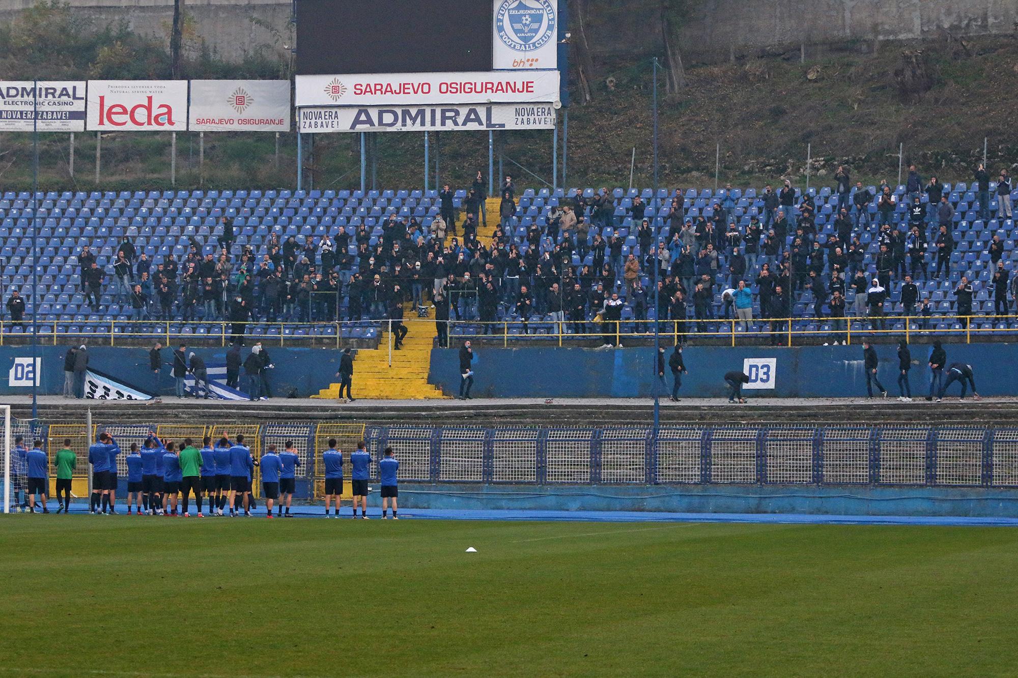 Plavi pred navijačima obavili posljednji trening uoči gradskog derbija