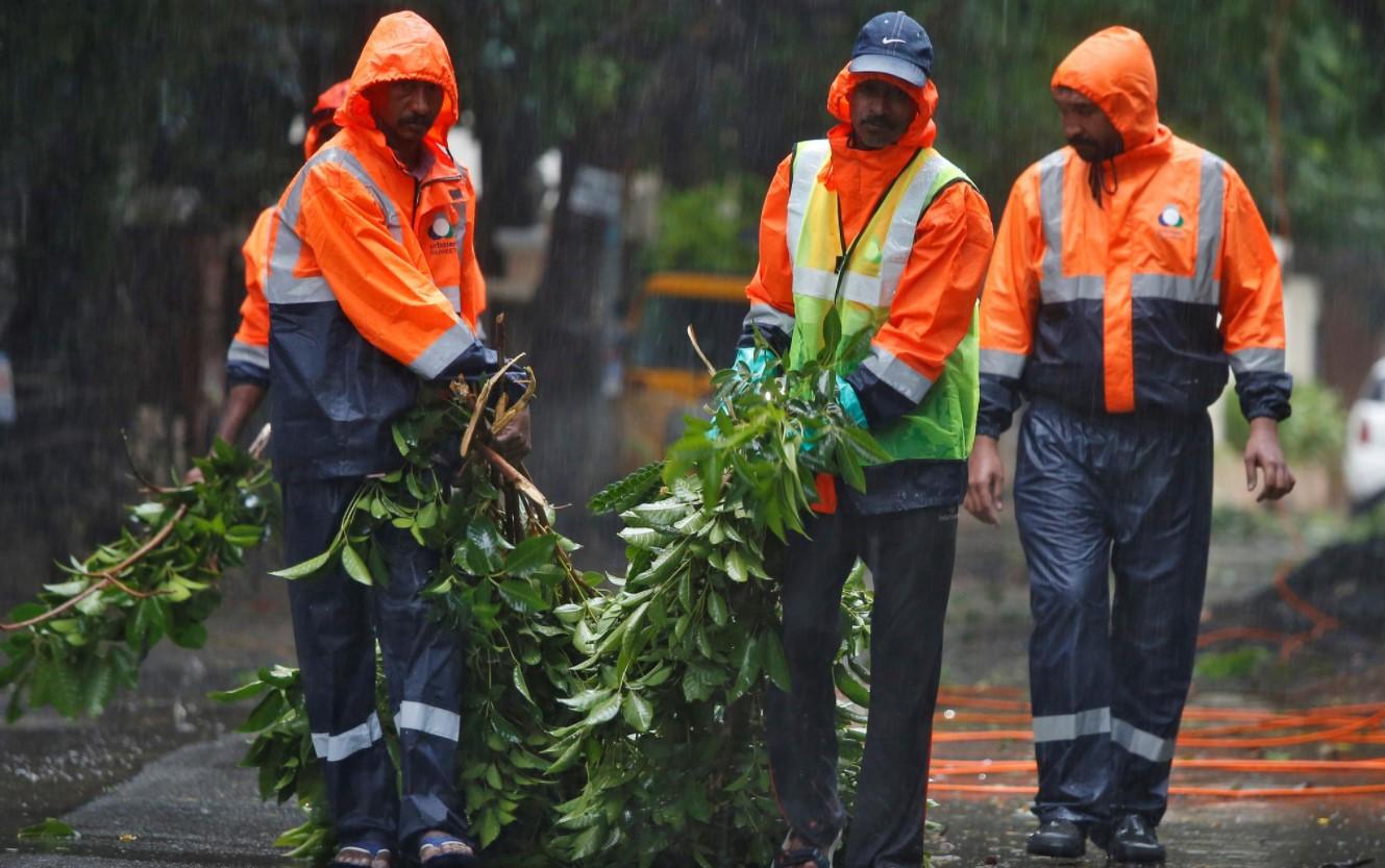 Cyclone Nivar slams into southern India causing five deaths