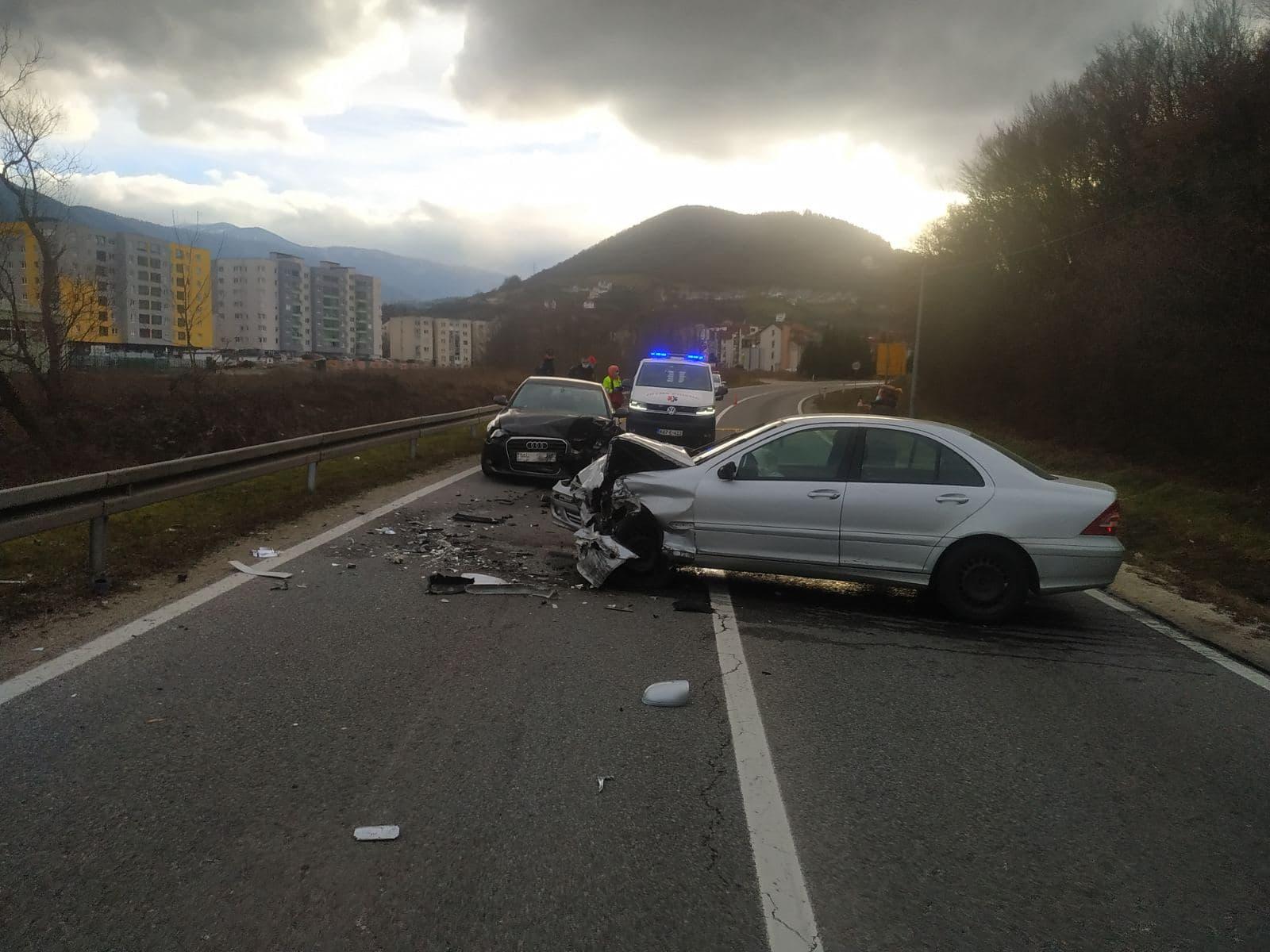 U nesreći u Hadžićima lakše povrijeđene četiri osobe