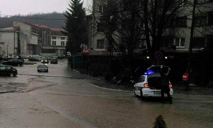 Policija blokirala šire područje - Avaz