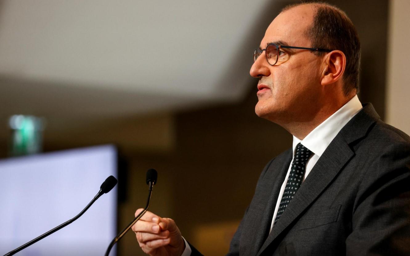 French Prime Minister Jean Castex speaks during a news conference on the coronavirus disease (COVID-19) outbreak, in Paris, France December 10, 2020. - Avaz