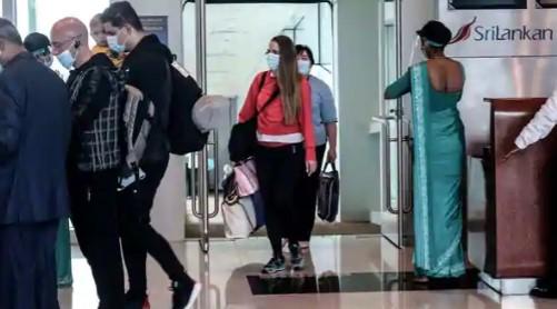 Ukraine passengers arrive at Mattala Rajapaksa International Airport in Mattala - Avaz