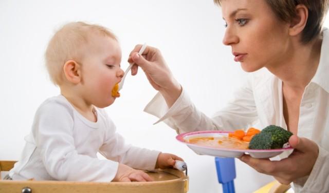 Mamama je hranjenje bebe jedan od najvećih užitaka - Avaz