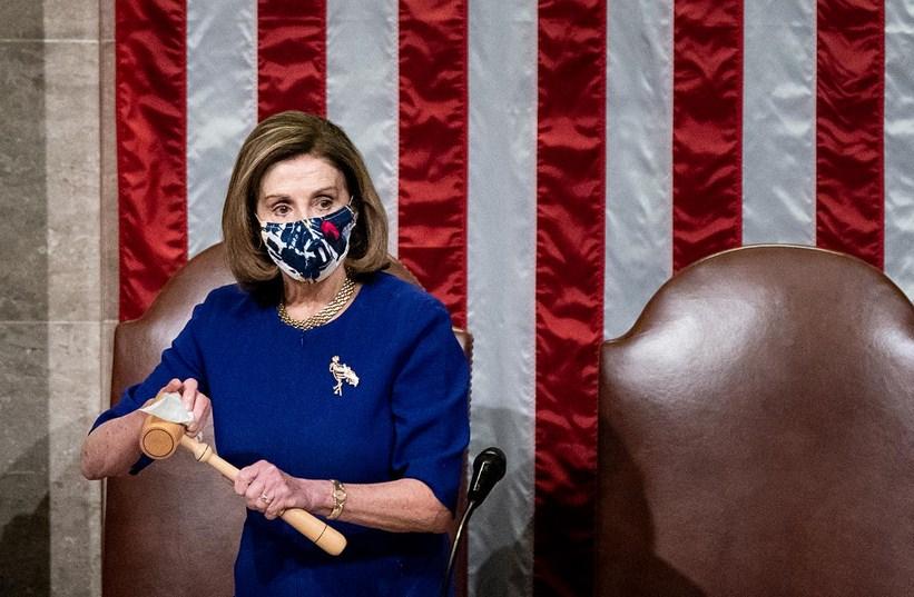 Pelosi: Odlučili smo da večeras nastavimo sjednicu Kongresa