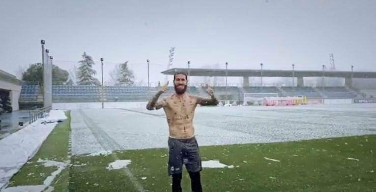 Ramos se skinuo na snijegu i poručio: Baš volim ljeto