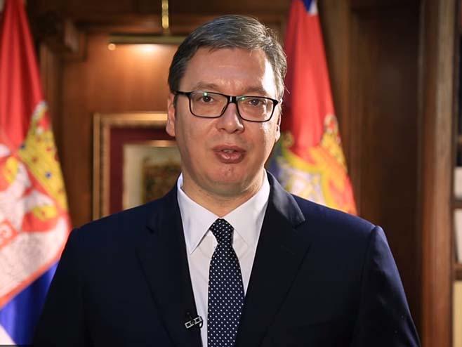 Istraživanje "Ipsosa" u Srbiji: Ubjedljivo najveći broj ljudi vjeruje Vučiću