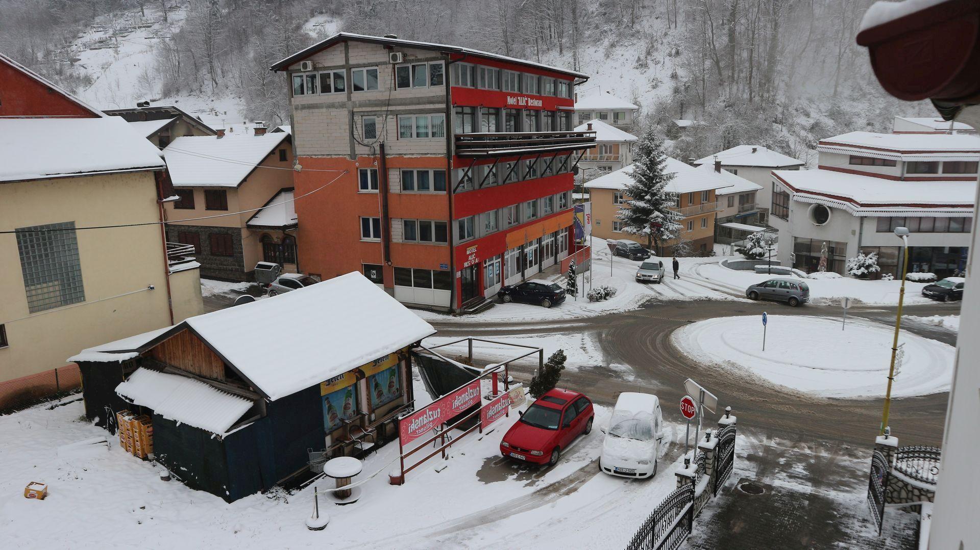 U četiri kafića u gradu tokom vikenda poneki gost - Avaz