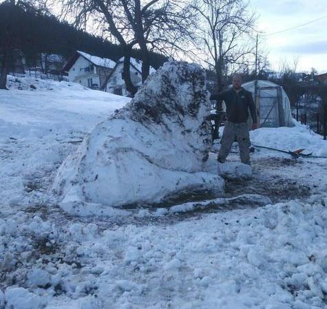 Ma kakav Snješko Bijelić, pogledajte džinovsku ribu i lava u Kladnju