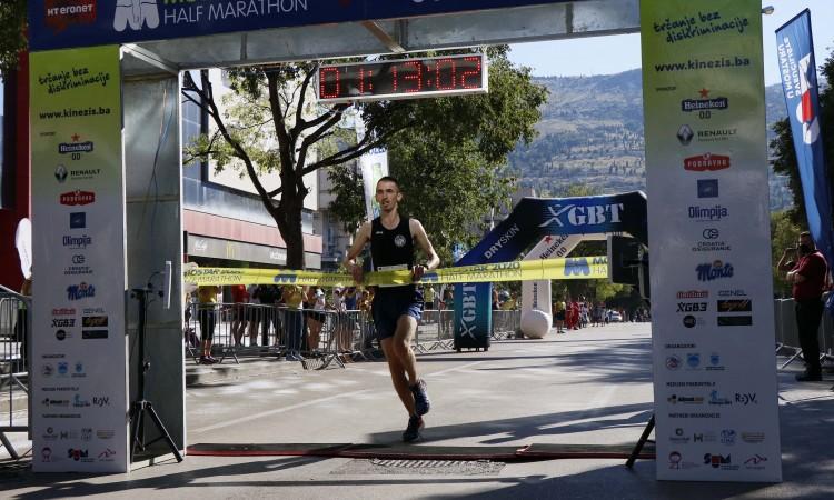 Peti mostarski polumaraton i ove godine trčat će se preko sedam gradskih mostova