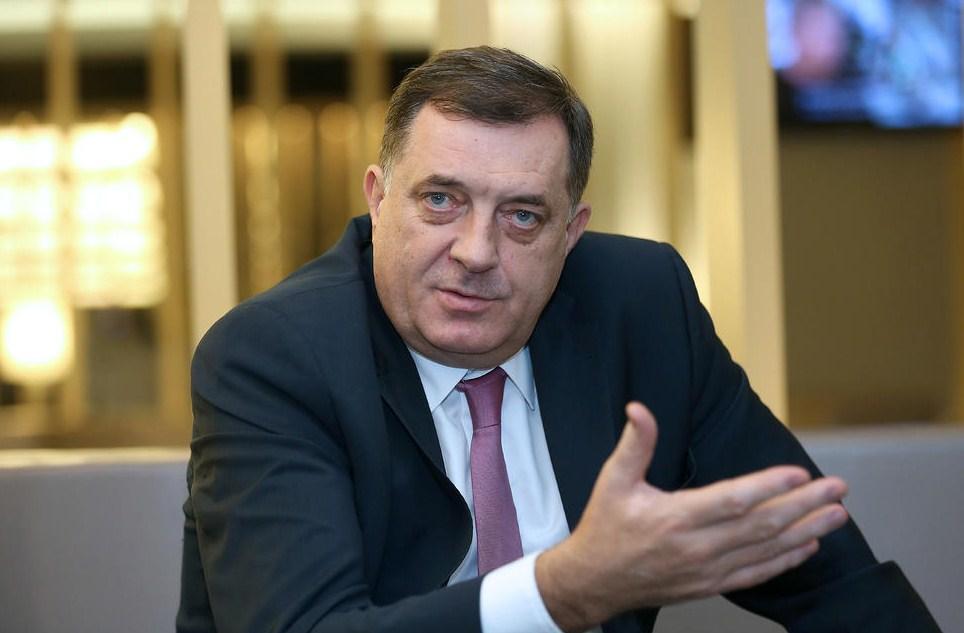 Dodik: Ne navijam za BiH, neka igraju i neka pobjeđuju