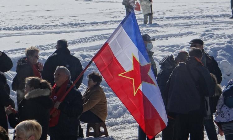 Sudionici položili cvijeće i na partizansko i šehidsko spomen-obilježje na Brezovači - Avaz