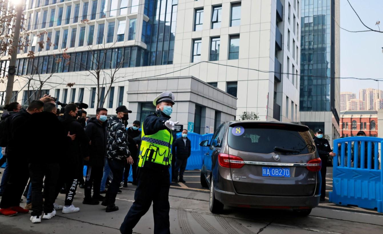 The convoy carrying the World Health Organization (WHO) team tasked with investigating the origins of the coronavirus disease (COVID-19) pandemic arrives at the Wuhan Center for Disease Control and Prevention, in Wuhan, China February 1, 2021. - Avaz