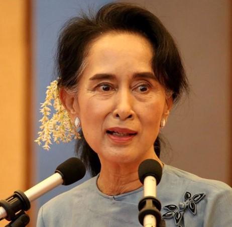 Suu Kyi: Optužena za ilegalni uvoz komunikacijske opreme - Avaz