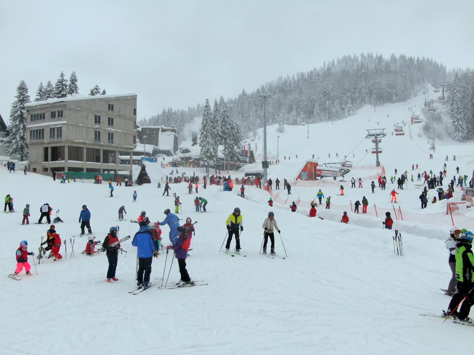 Planina je puna posjetitelja - Avaz