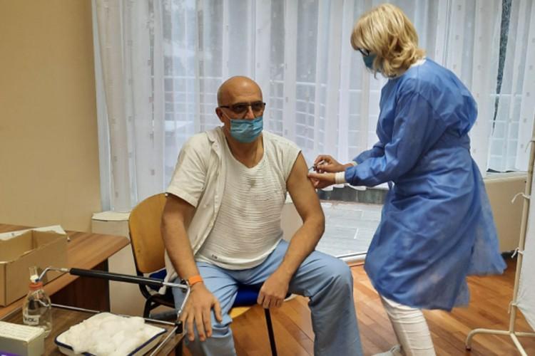 U Trebinju počela vakcinacija medicinskog osoblja