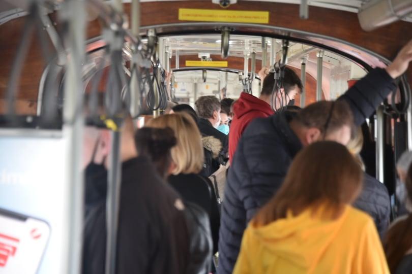 Gužve u sarajevskim tramvajima, situacija izmiče kontroli - Avaz