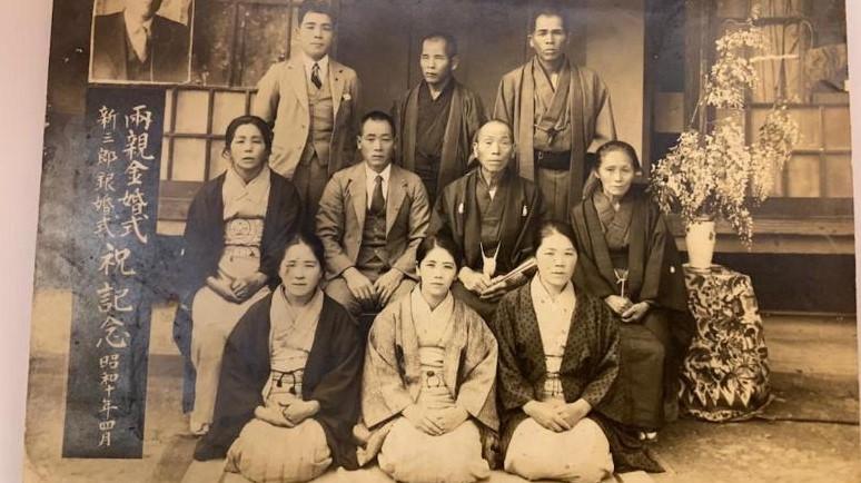 Kane Tanaka, age 32 in 1935, is pictured in the center of the front row - Avaz