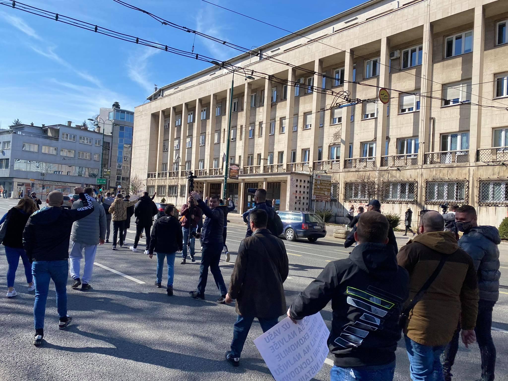 Protest ugostitelja u Sarajevu - Avaz