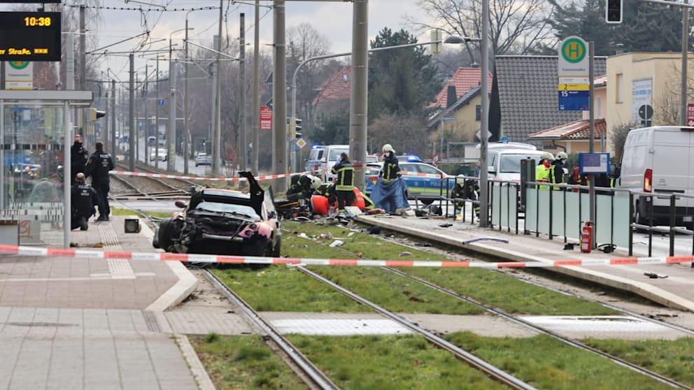 Automobilom se zaletio u ljude, poginule dvije osobe