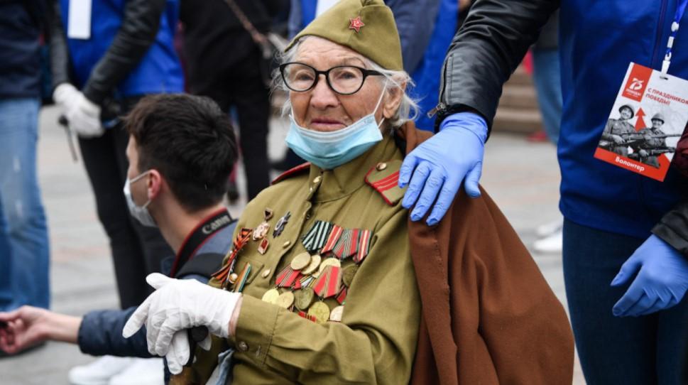 Russia bans insults against WWII veterans