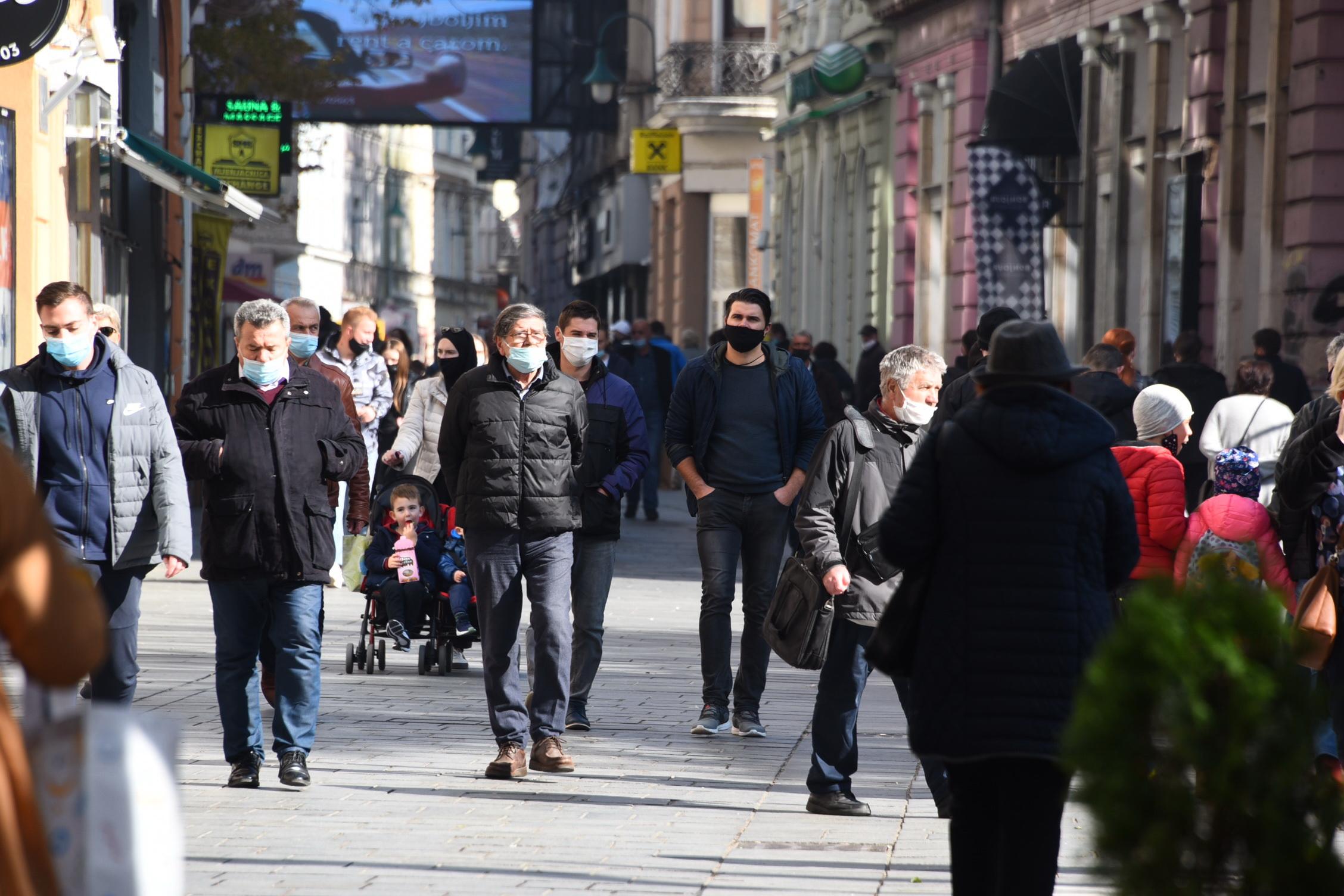 Od danas na cijeloj teritoriji FBiH ograničeno kretanje od 21 sat do 5 sati