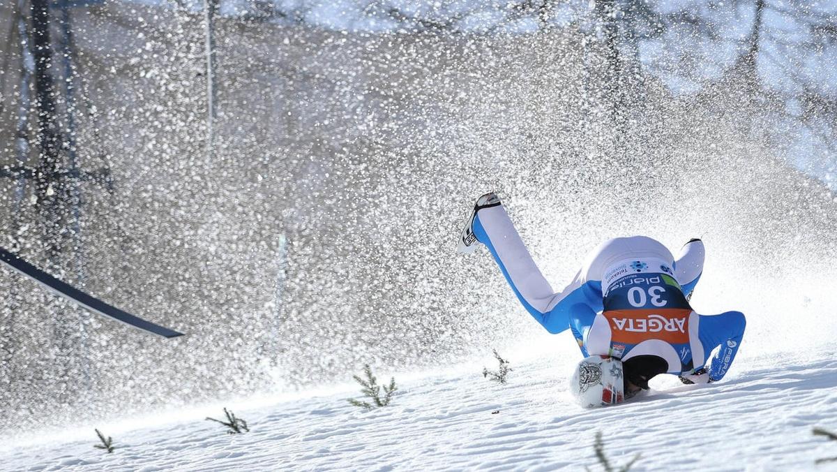 Stravičan pad norveškog ski-skakača na Planici, helikopterom prebačen u bolnicu