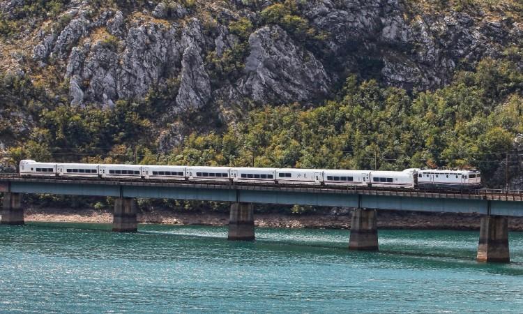 Data saglasnost na odobravanje izvještaja o poslovanju "Željeznica FBiH" Sarajevo za 2019. godinu - Avaz