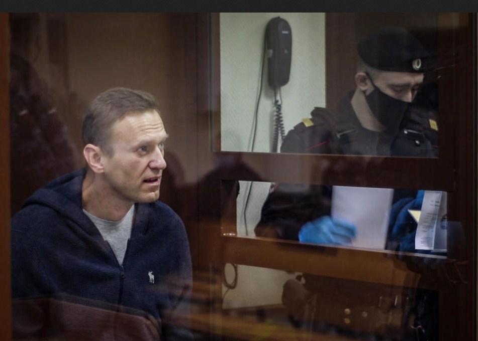 Navaljni bi mogao umrijeti za nekoliko dana: Prijeti mu srčani udar ili otkazivanje bubrega