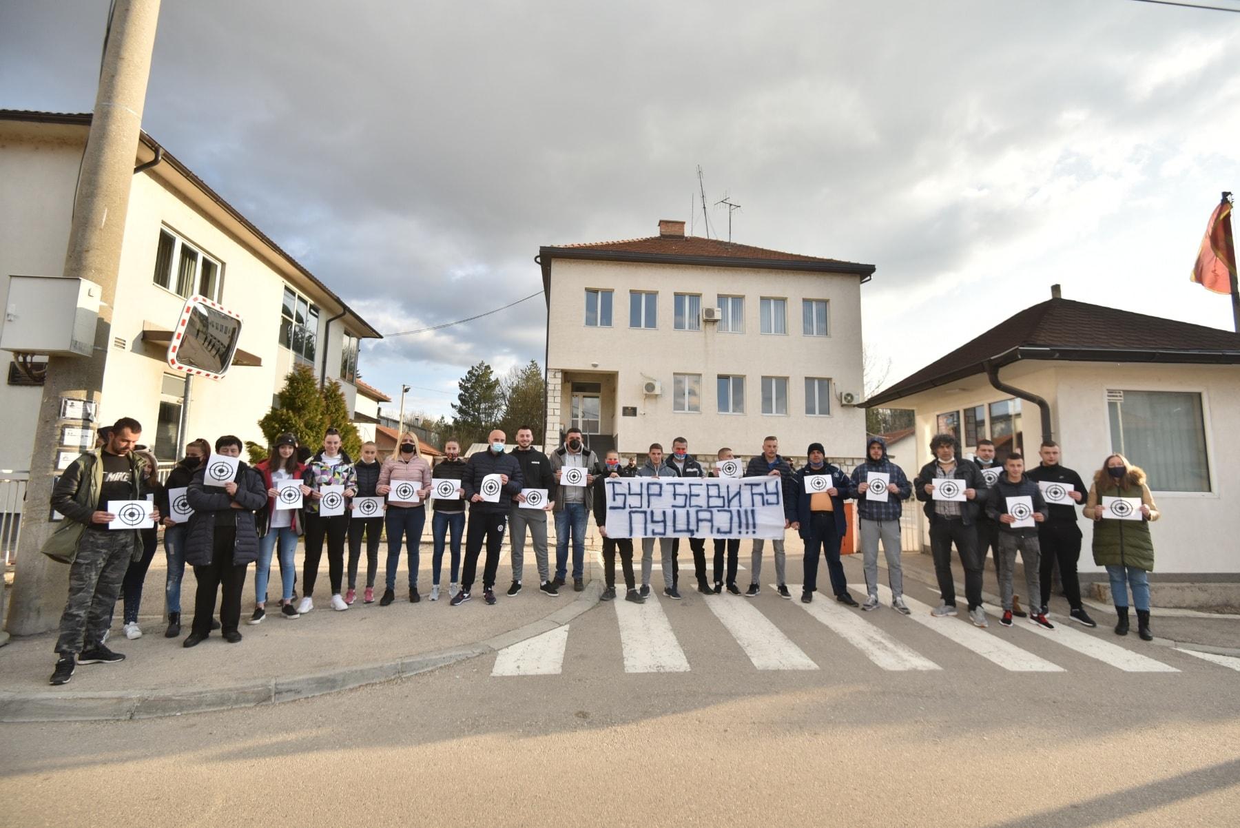 S današnjeg protesta - Avaz