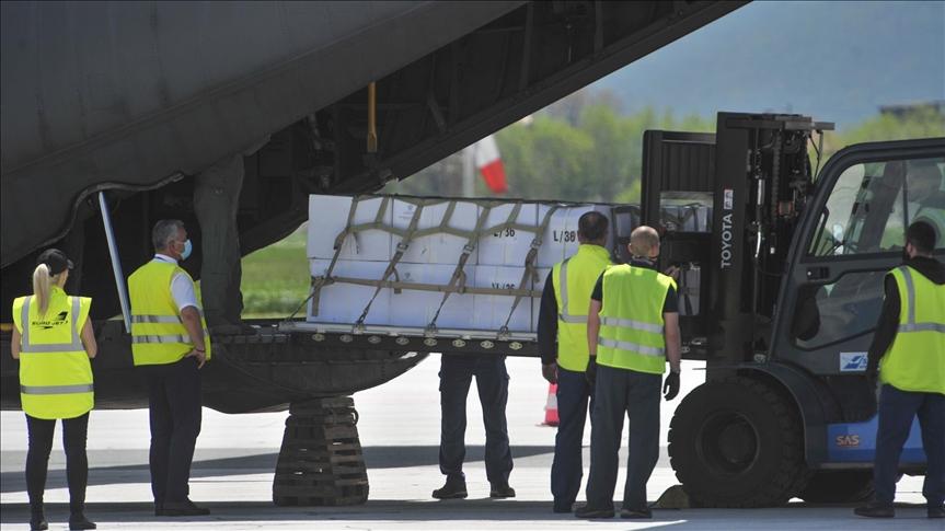 Primopredaja donacije na Međunarodnom aerodromu Sarajevo - Avaz