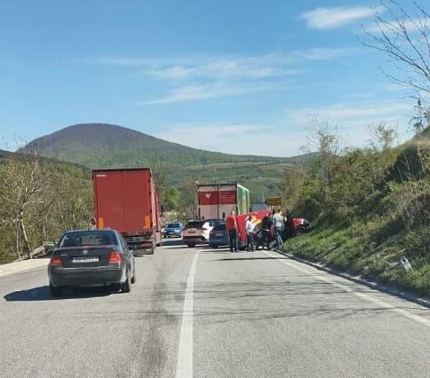 S lica mjesta: Na terenu je policija i u toku je uviđaj - Avaz