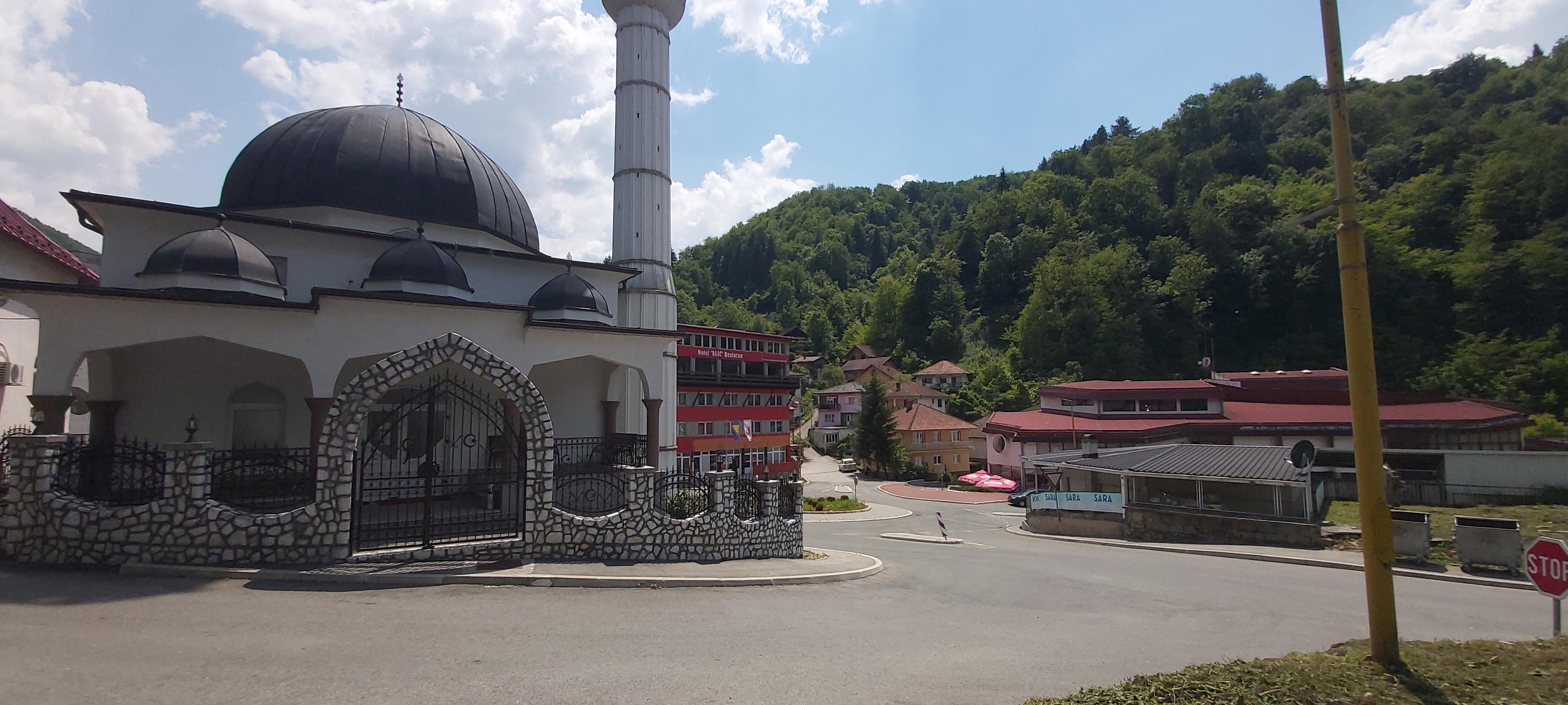 "Avaz" u Srebrenici: Kako izgleda grad vječitog bola uoči presude krvoloku Mladiću