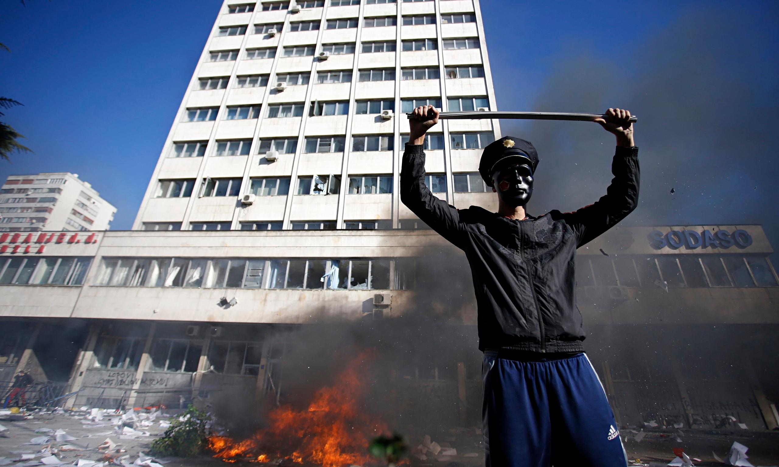 MMF daje novac kako bi se izbjegao revolt građana poput onog iz 2014. godine - Avaz