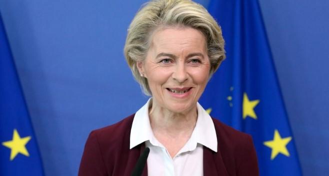 Von der Leyen: Isporučili smo cjepiva za 70 posto odraslih u EU, ali covid još nije poražen