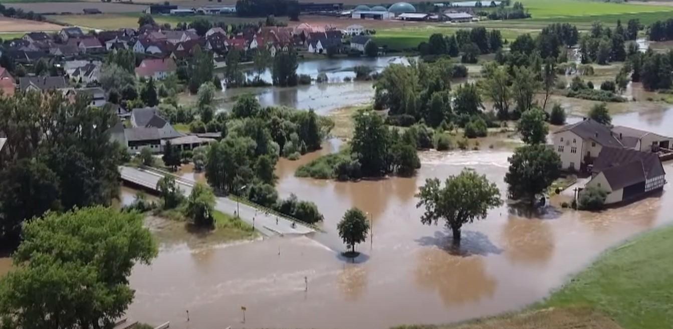 Haos u Njemačkoj: Zbog nezapamćenog nevremena proglašeno stanje katastrofe