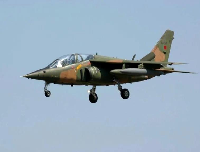 Nigerian fighter jet shot down by criminals, pilot survives