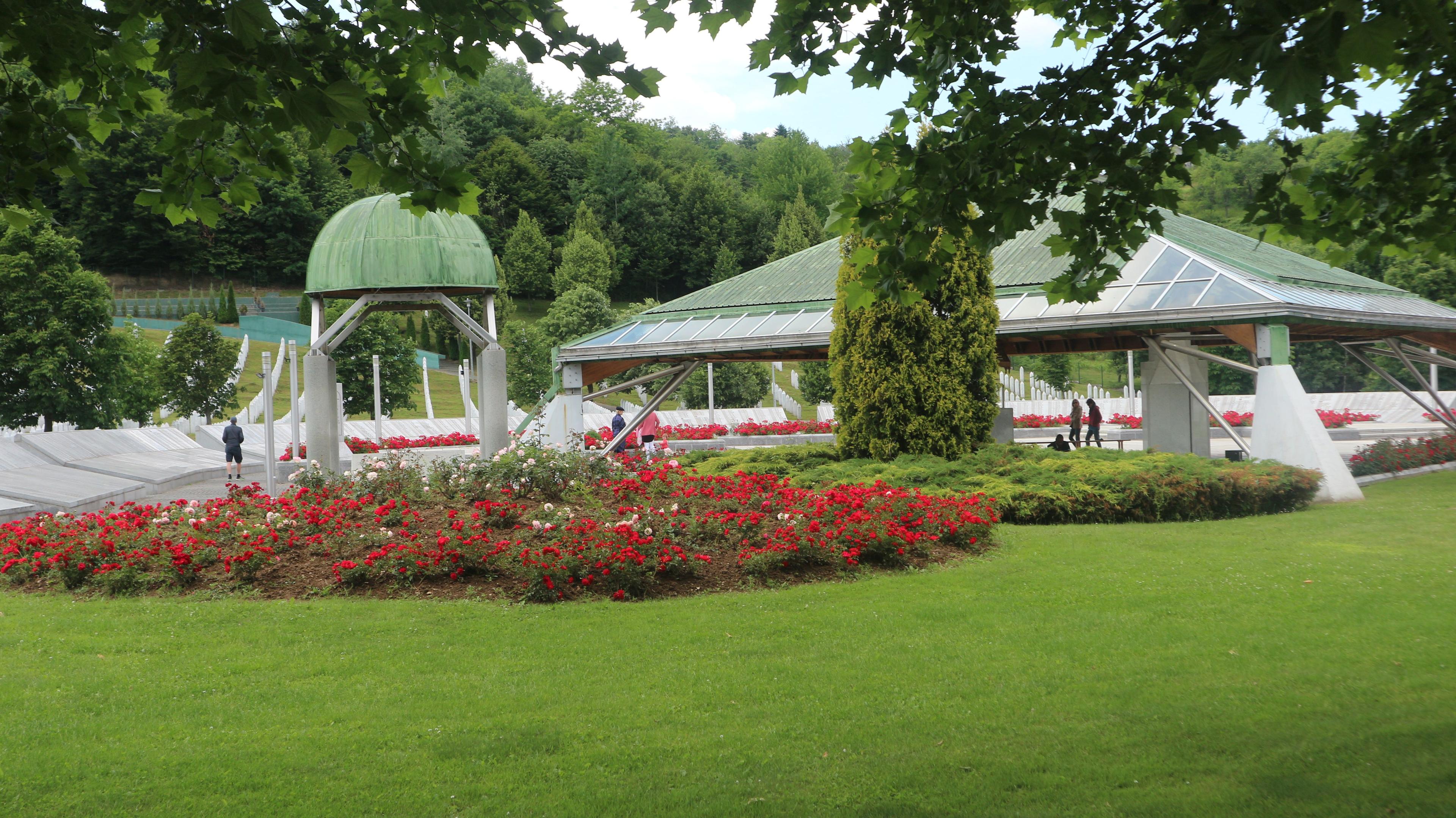 Memorijalni centar Srebrenica - Avaz