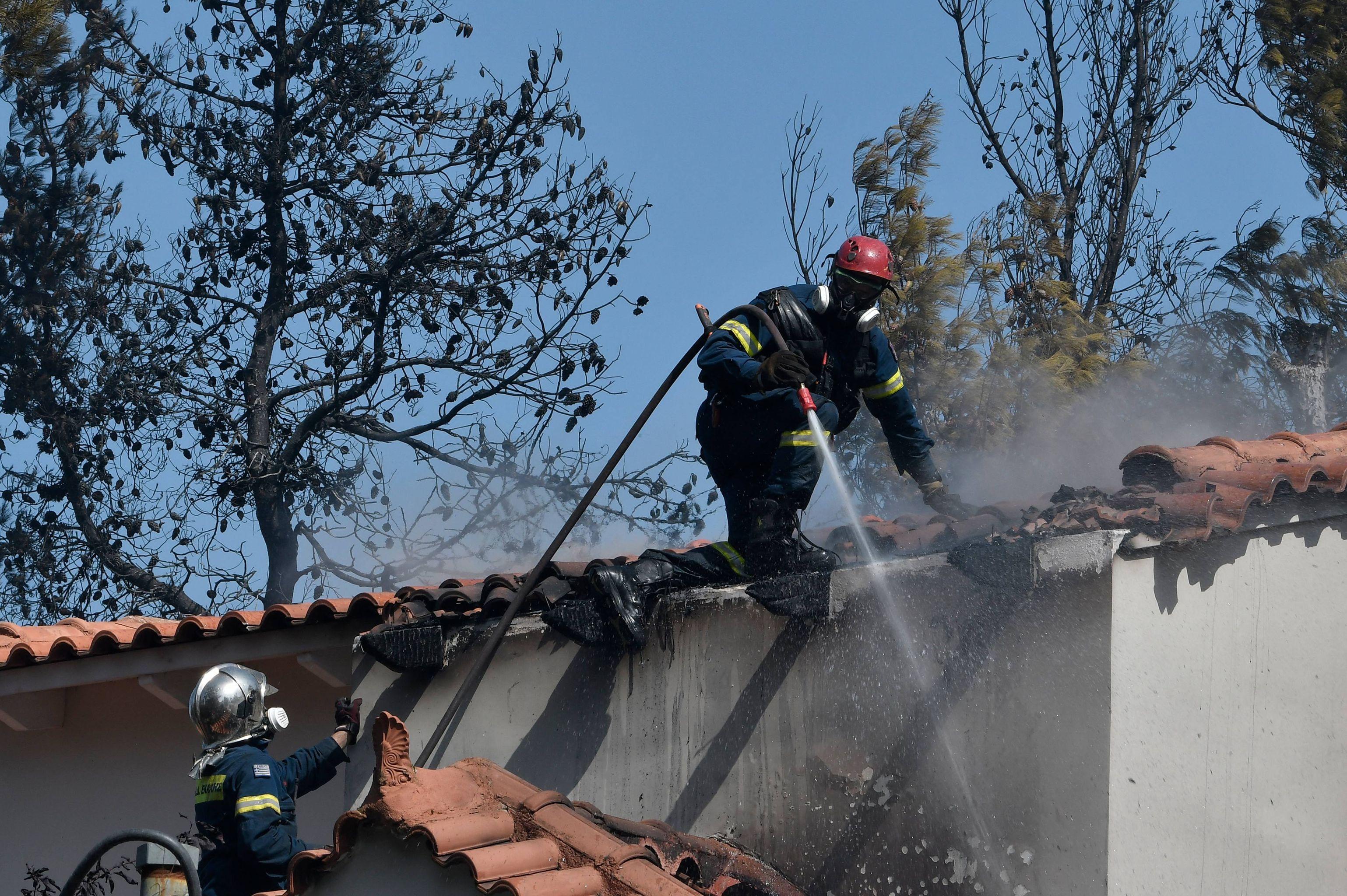 Požar se približava naseljenim područjima - Avaz