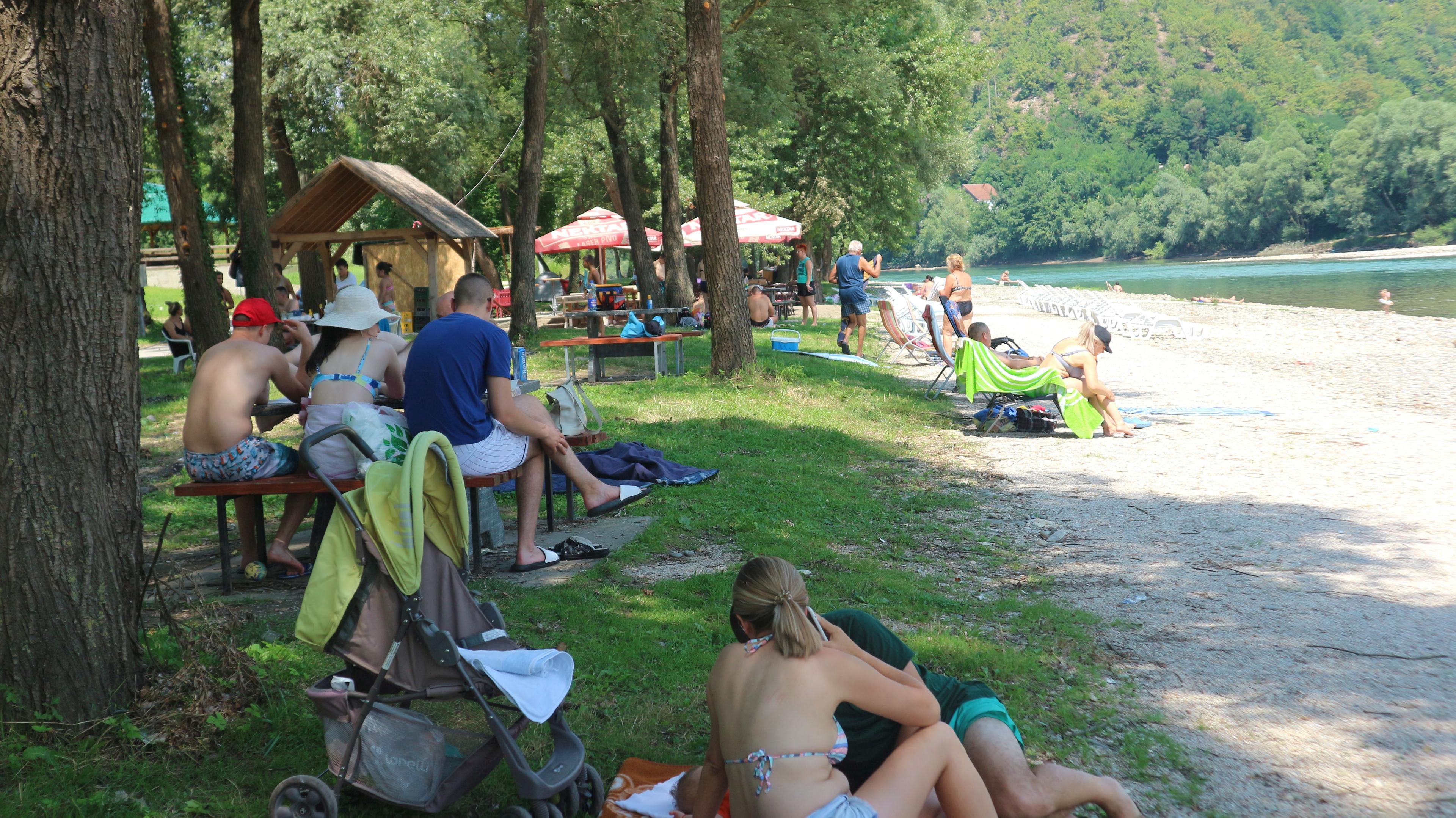 Odmor i rekreacija na Rajskoj plaži - Avaz