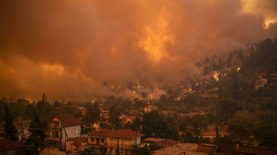 Abandoned' Greek villagers reluctantly flee raging fires