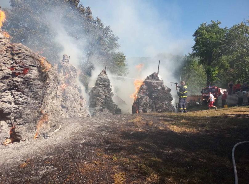 Drama kod Konjica: Vatra progutala štalu i sijeno