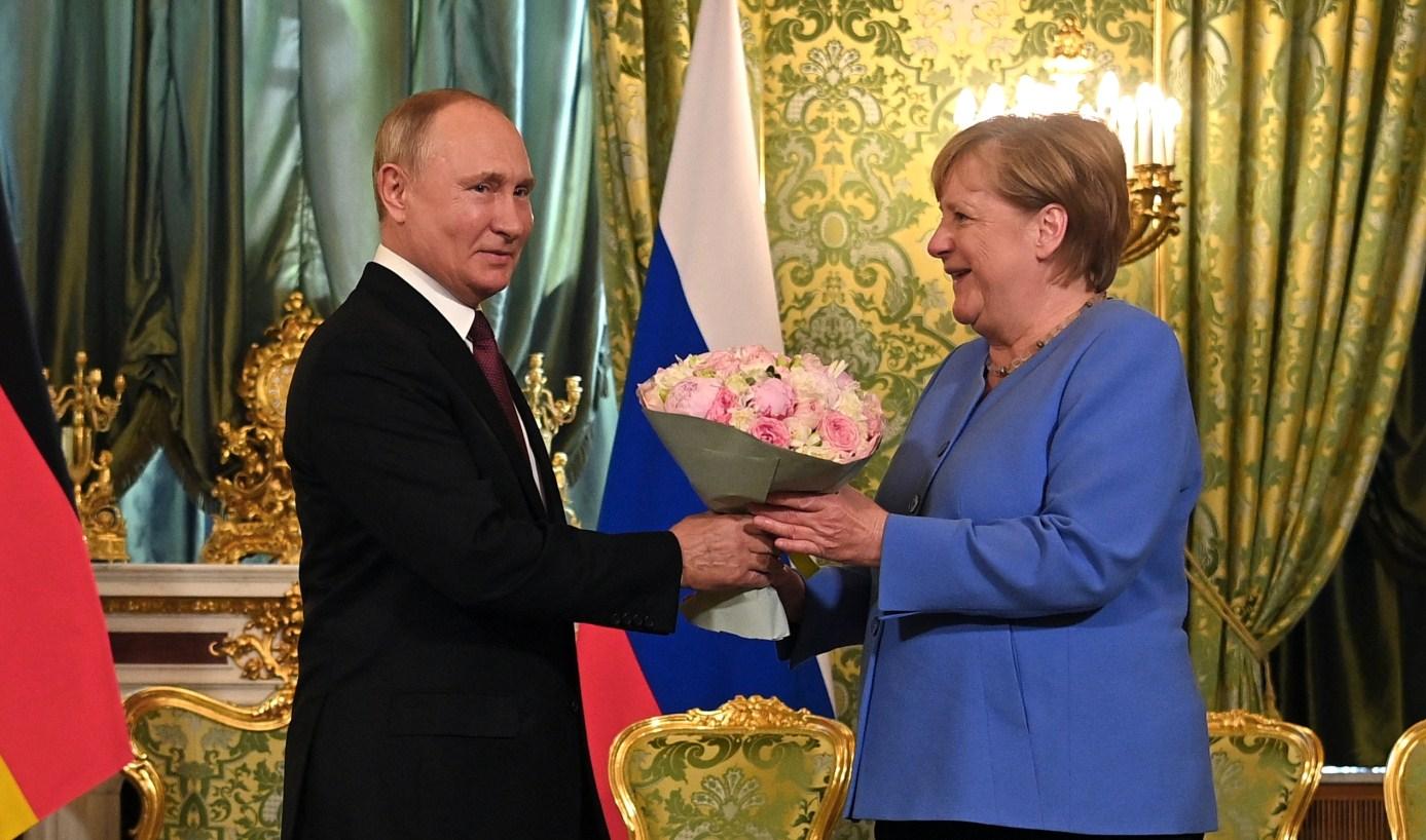 Sastali se Putin i Merkel: Brojne teme razgovora