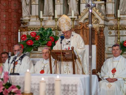 Otvorena skupštinska zasjedanja Prve sinode Vrhbosanske nadbiskupije