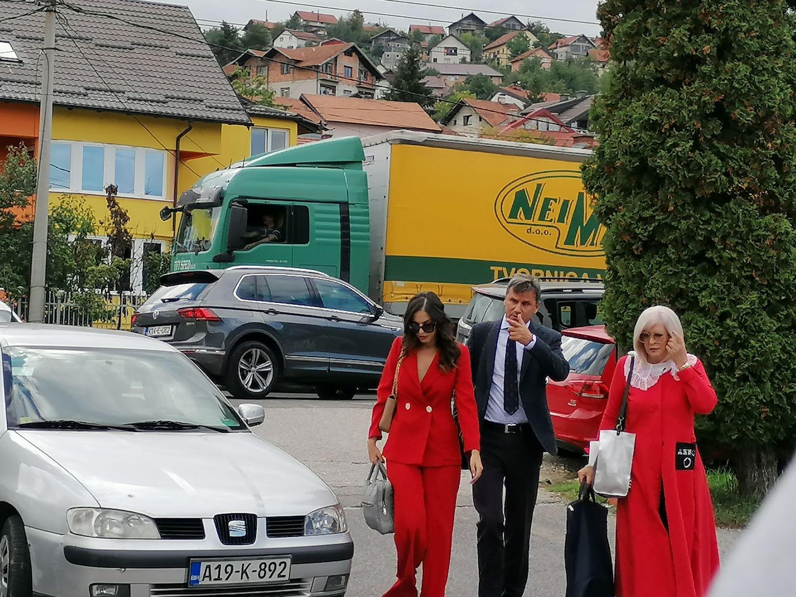 Dolazak optuženih u aferi "Respiratori" na Sud BiH - Avaz